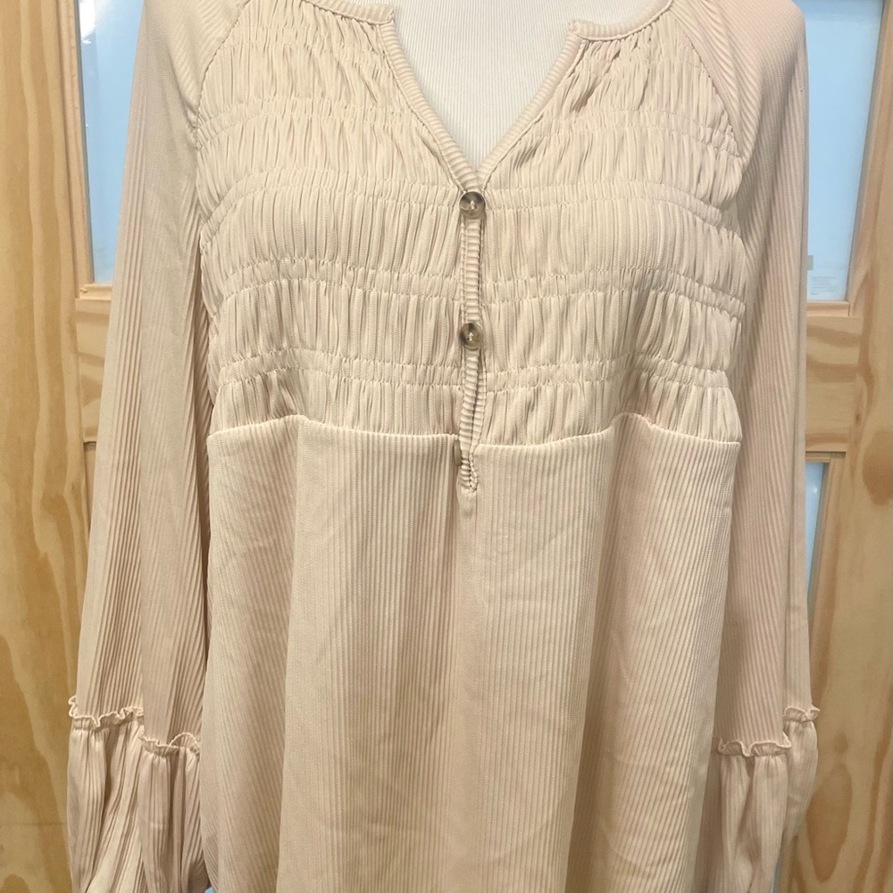 SHEIN Cream/Beige Top Size 0XL